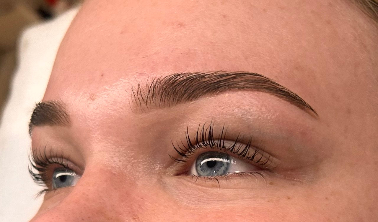 Mayumi lash lift and brow styling result